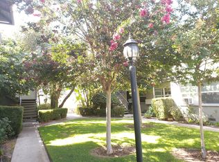 3718 W Chandler Blvd #E, Burbank, CA 91505
