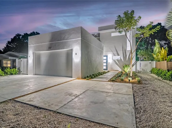 2327 Hillview St, Sarasota, FL 34239