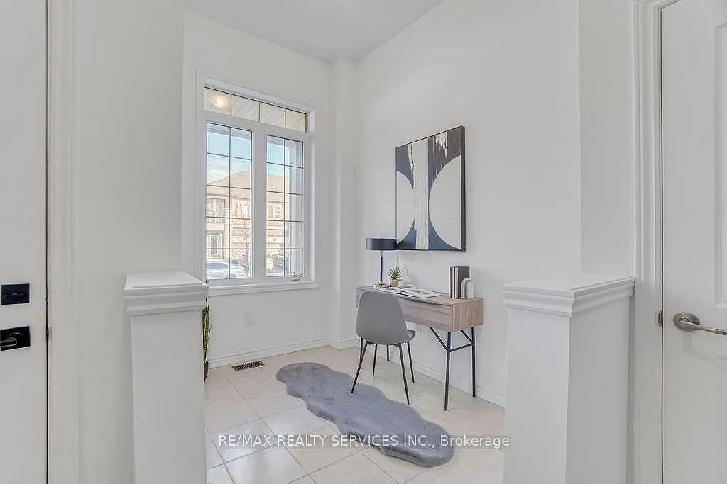 4 bed, $2,800 — Photo 4
