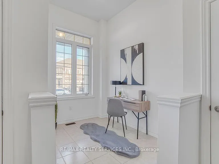 9 Copeman Ave — Photo 5