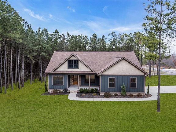 3rd image of 3200 Crockett Pointe