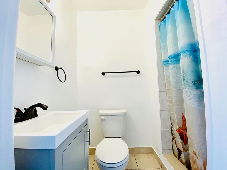 1st image of 3551-3557 S Western Ave #4