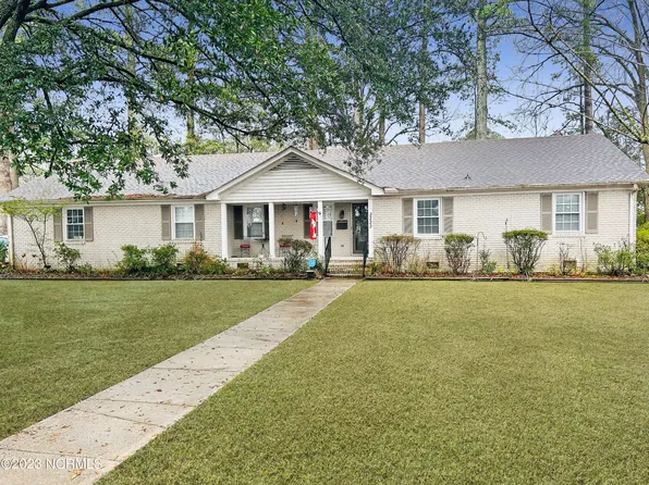 3233 N Green Street, Farmville, NC 27828