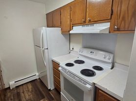 Black River Apartments, 2 beds  1.0 baths