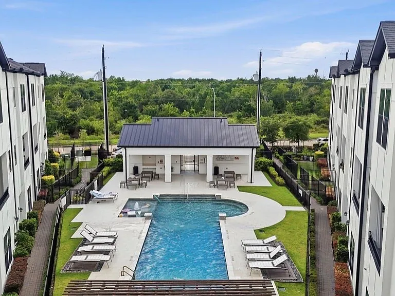 2718 Grand Fountains Dr #H — Photo 9