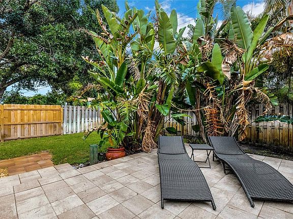 3rd image of 251 Plantation Rd