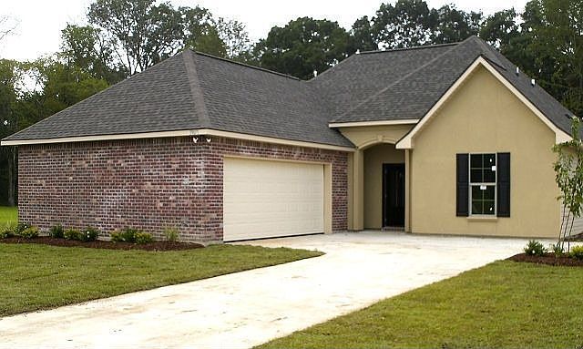 1st image of 39071 Elliott Ave