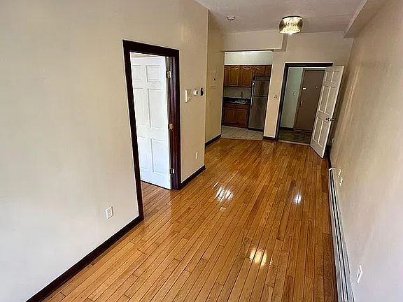 4th image of 1202 Fulton St APT 2F