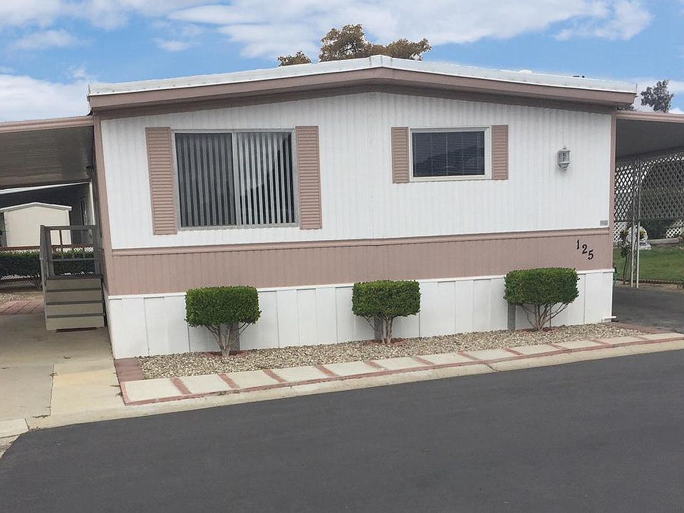 1st image of 125 Lilac Way #125