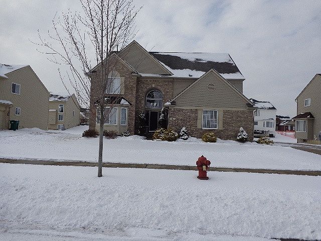 1st image of 6460 Anna Dr #176