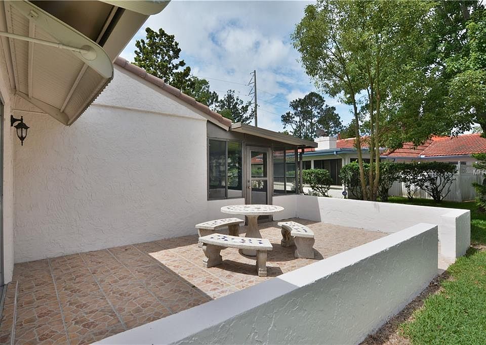 2nd image of 10873 Wheaton Ct