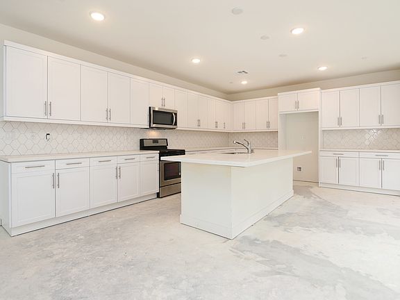 2nd image of 8930 Trailridge Ave Lot 183
