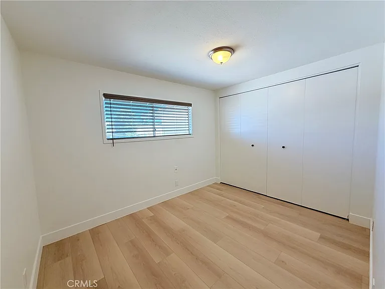 1620 Greenport Ave — Photo 10