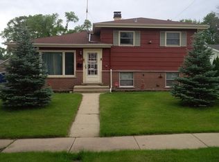 108 N Rose Ave, Addison, IL 60101