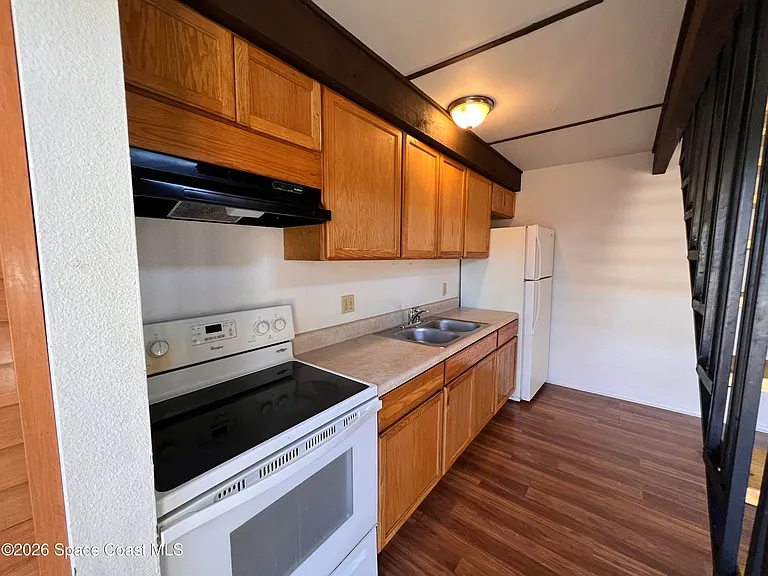4818 Overlook Dr NE #4 — Photo 4