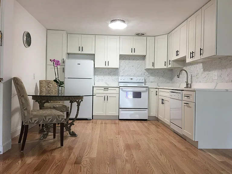 New kitchen