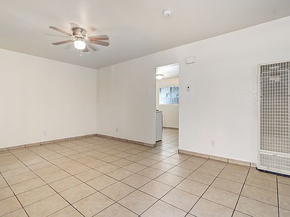 3rd image of 420 Alcazar St SE APT B