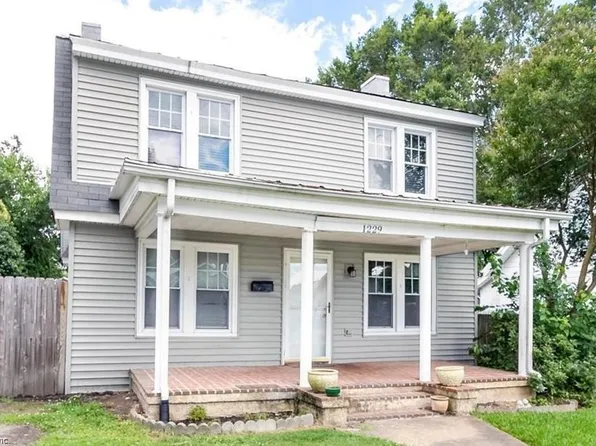1229 Decatur St, Chesapeake, VA 23324