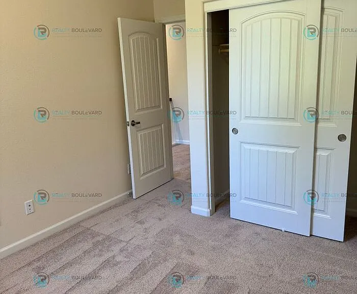 925 W End St — Photo 10