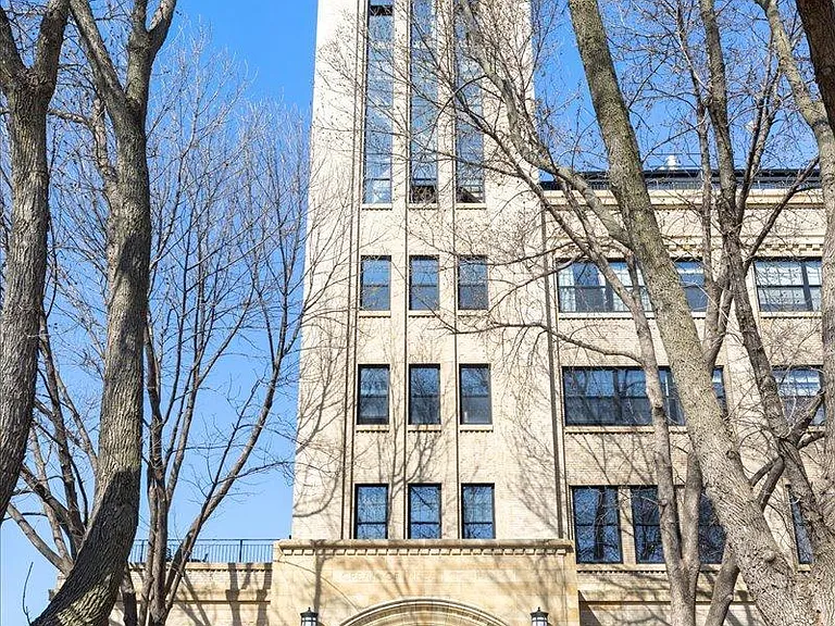 730 Stinson Blvd #221 — Photo 32