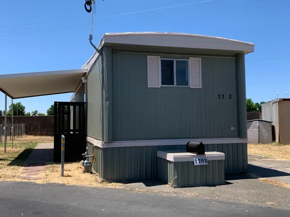 7702 Whispering Palms Dr, Sacramento, CA 95823