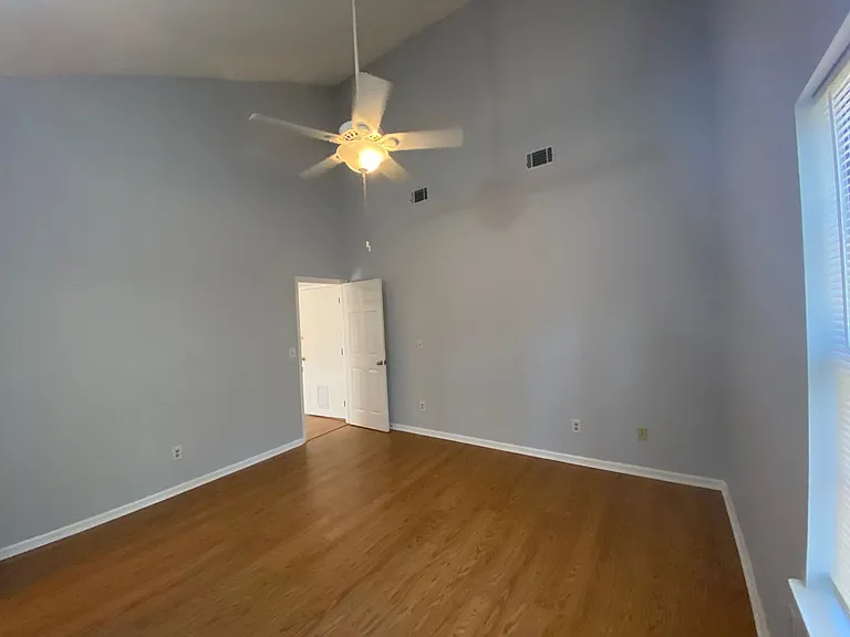3154 Folsom Rd — Photo 14
