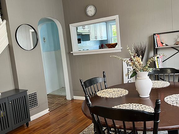 5th image of 33 Higby Rd