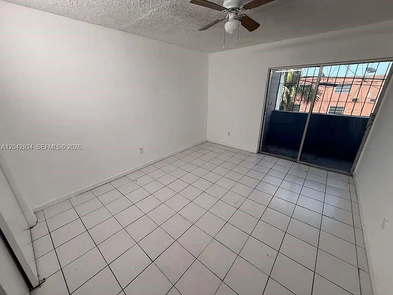 4370 NW 11th St #214 — Photo 6