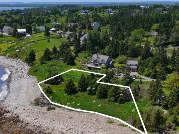 1741 Cow Bay Rd, Halifax, NS B3G 1M3