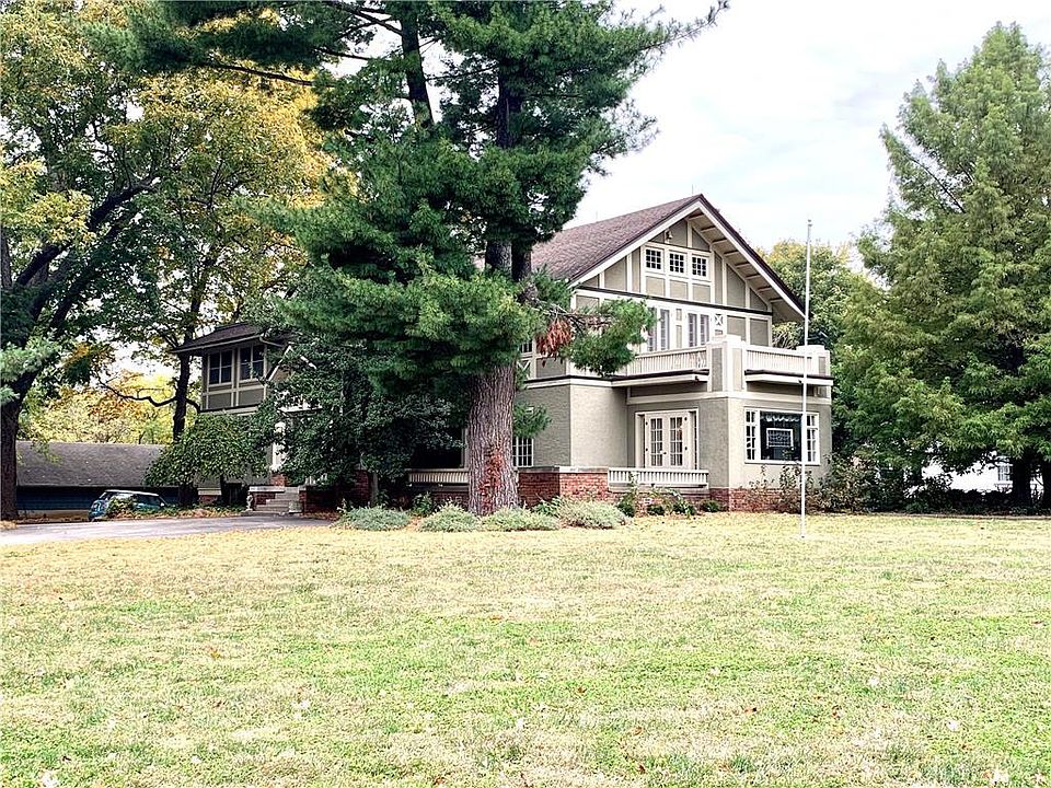 3018 Ashland Ave, Saint Joseph, MO 64506 MLS 2248823 Zillow