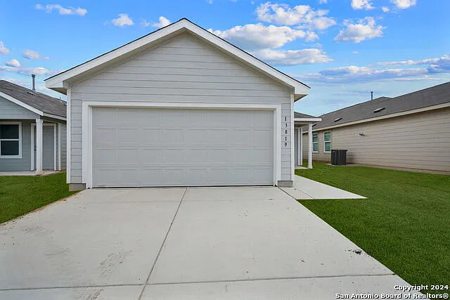 3 bed, 2.0 bath, 1264 sqft, $1,495 — Photo 2