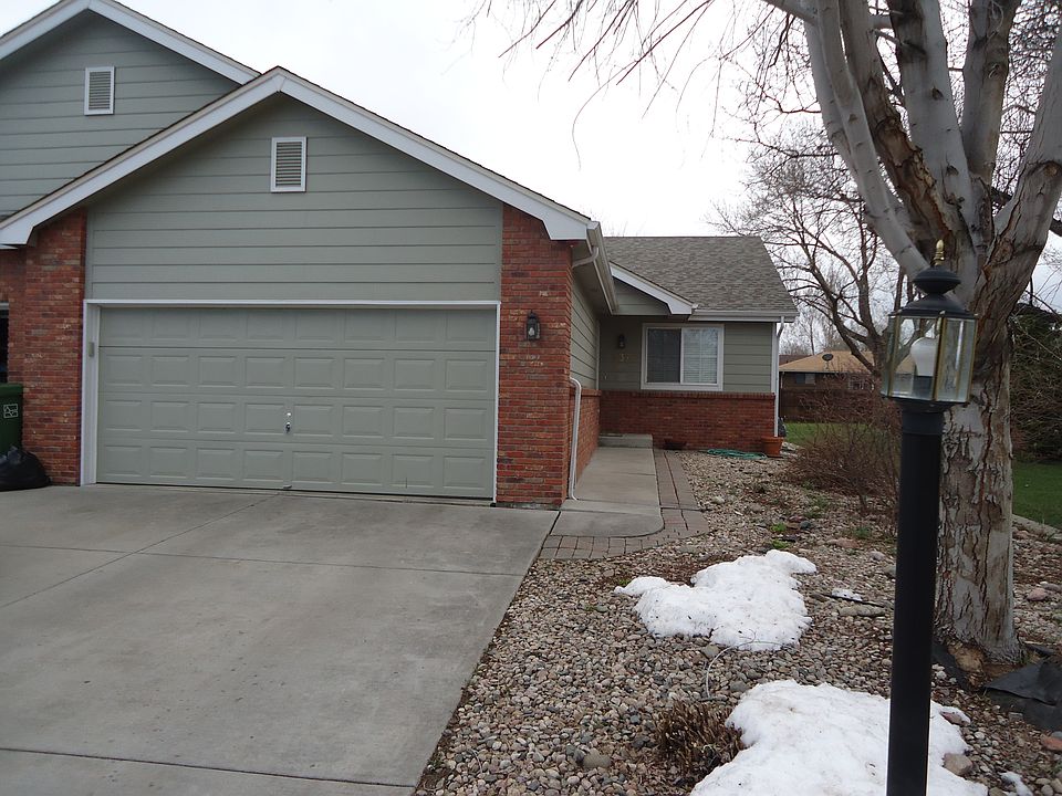 1st image of 936 Silver Leaf Pl