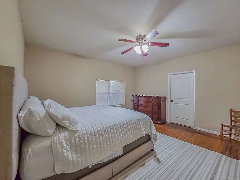 432 Washington St — Photo 14