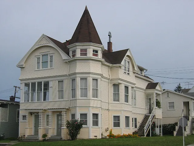 1 bed, 600 sqft, $1,295 — Photo 1