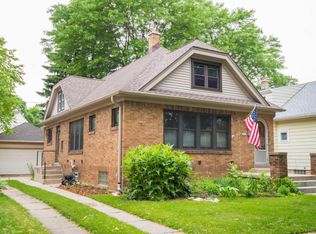 2443 N 71st St, Wauwatosa, WI 53213