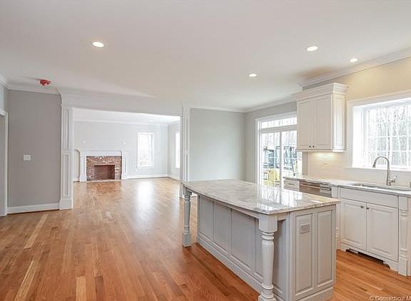 Kitchen opens up to family ...