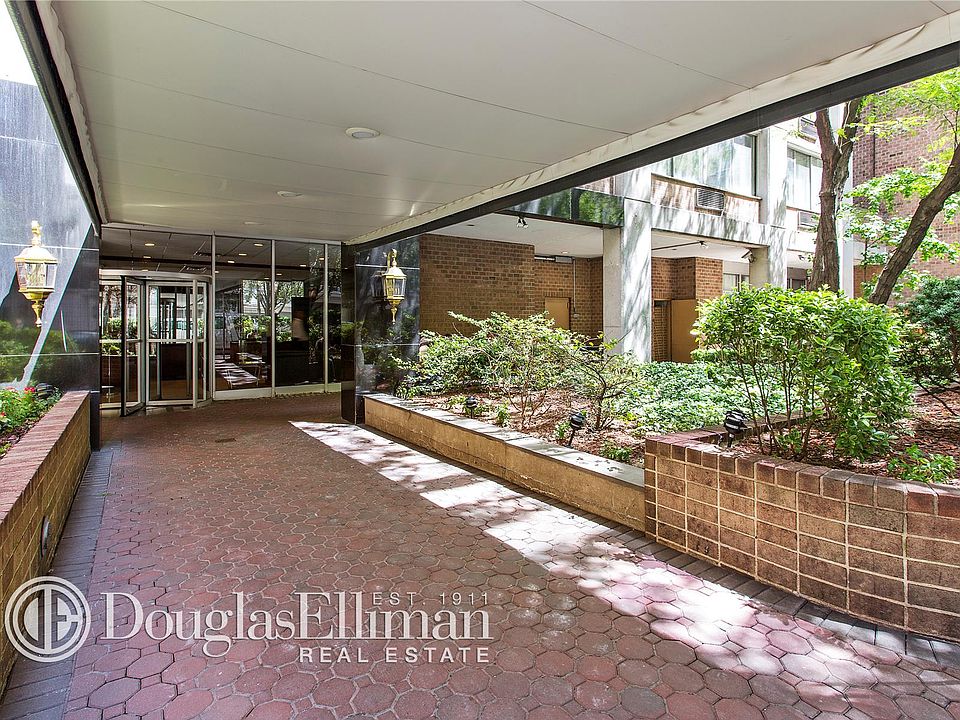 2nd image of 353 E 72nd St APT 22A