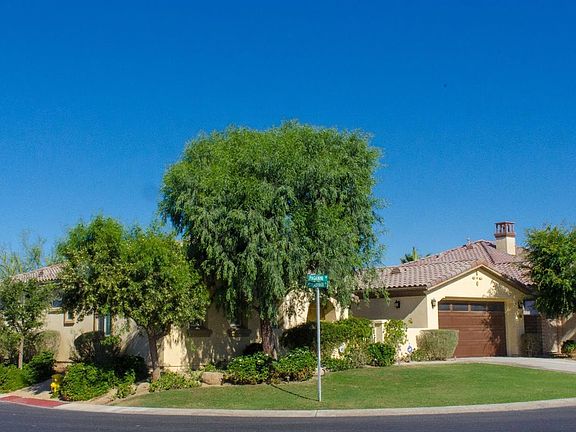 5th image of 40895 Paganini Dr