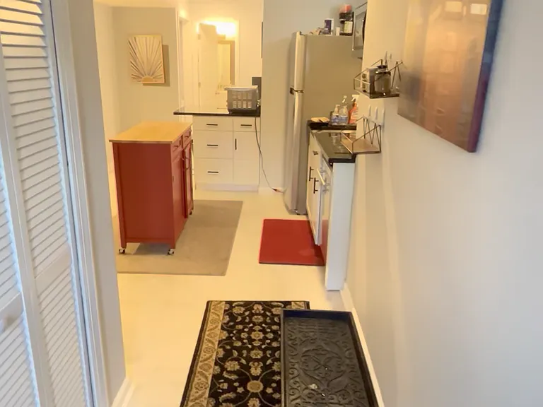 805 N Barton St — Photo 3