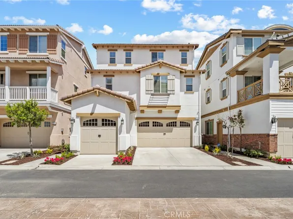 2528 Quiet Sands Dr, Signal Hill, CA 90755