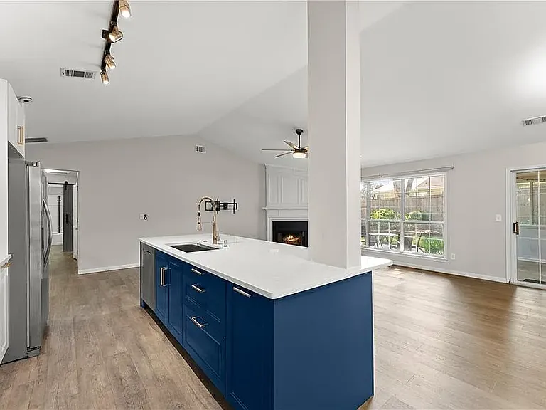 11850 Carriage Park Ln — Photo 5