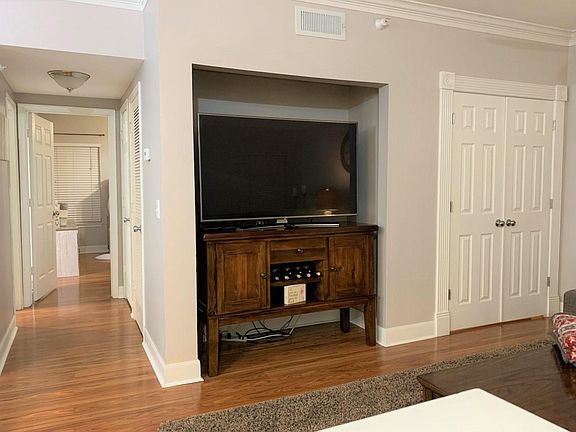 TV alcove and hallway