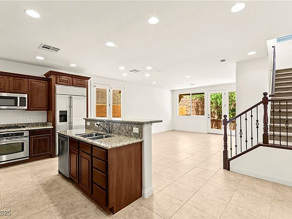4th image of 1252 Casa Palermo Cir