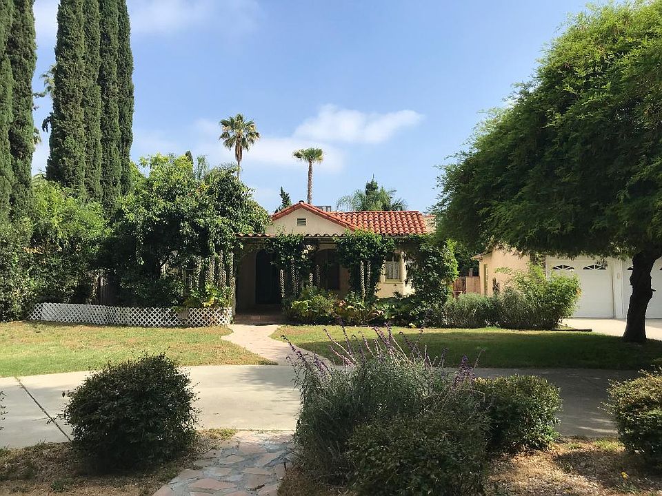 1st image of 14005 Chandler Blvd