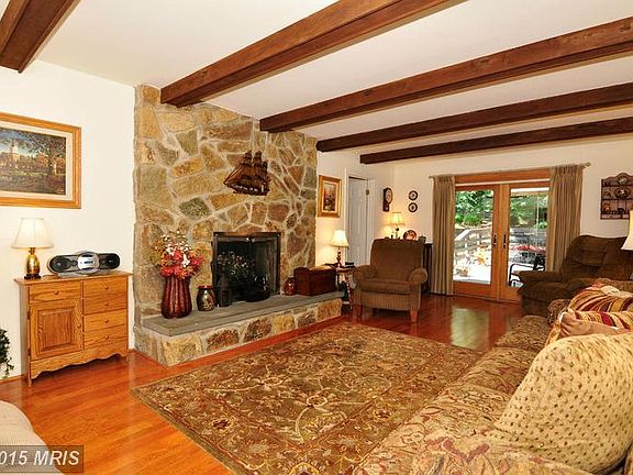4th image of 3716 Ivanhoe Ln