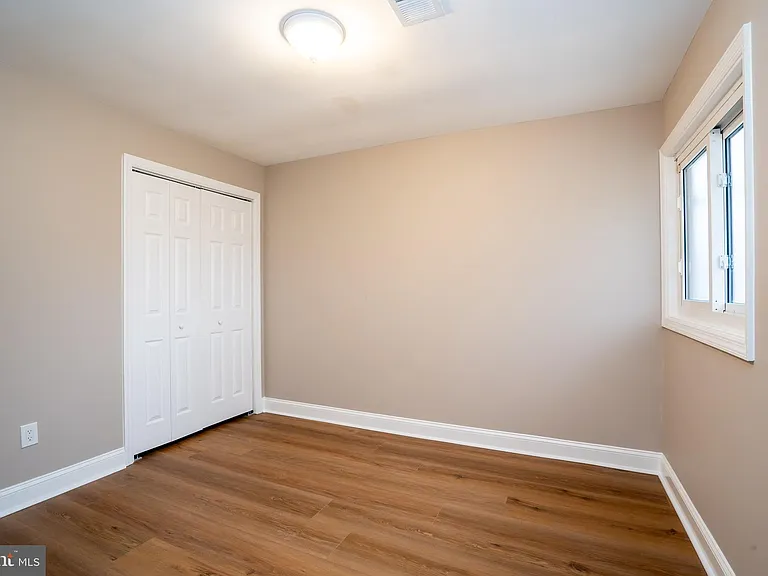 127 Kendall Rd — Photo 18