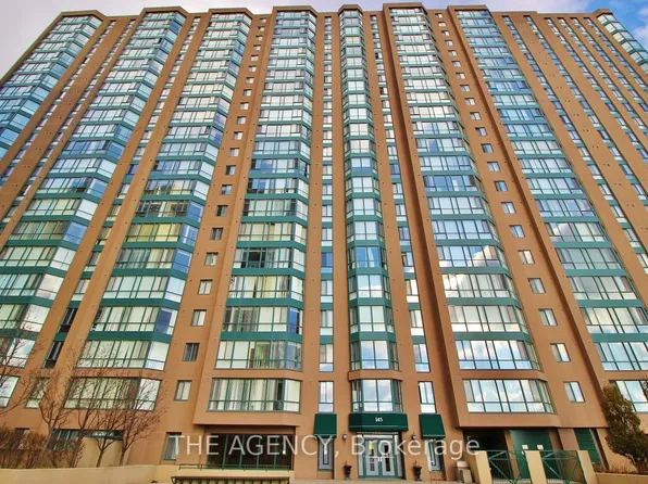 145 Hillcrest Ave, Mississauga, ON