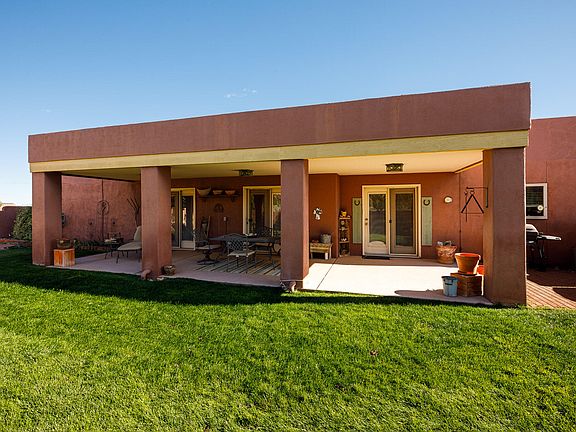 4th image of 1020 S Coyote Canyon Way
