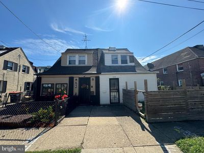 1105 Brown St, Chester, PA, 19013