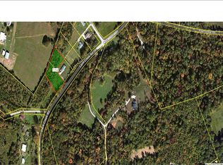 Cave Creek Rd, Loudon, TN 37774